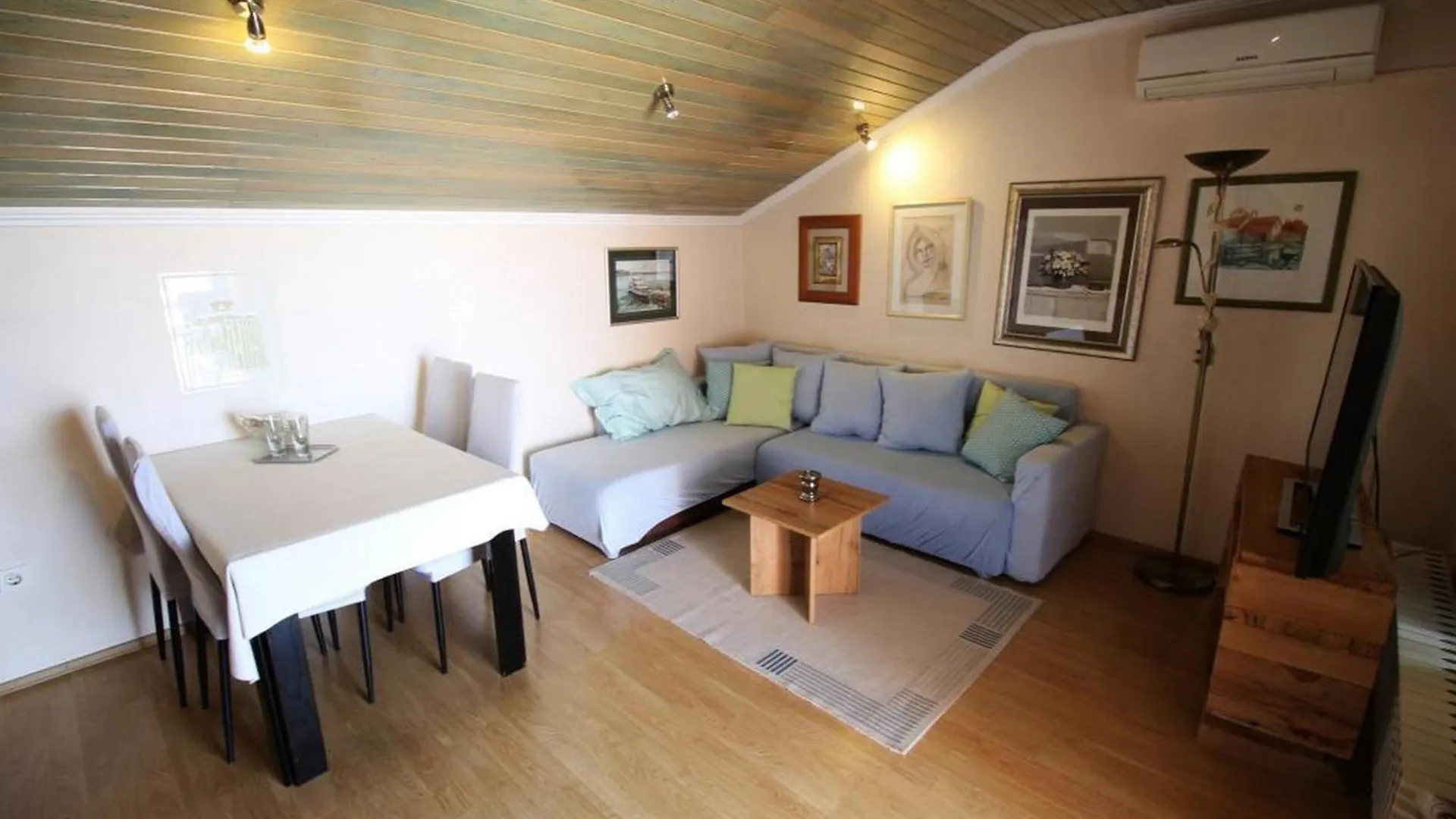 Apartment Neda - Two Bedroom Apartment 자다르